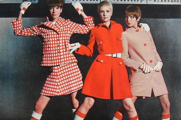 How to dress 1960's mod style