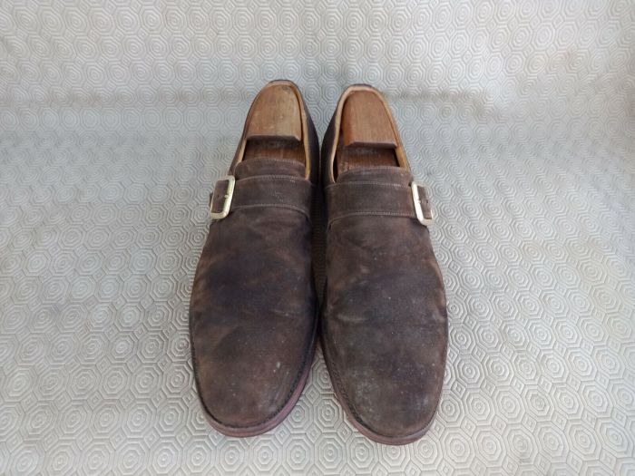 On cloud men's dress shoes