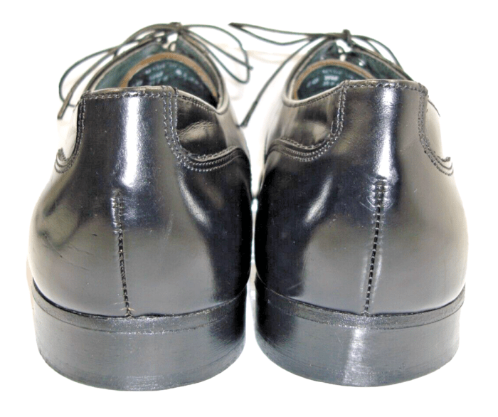 On cloud men's dress shoes