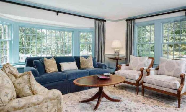 How to decorate bay windows in living room