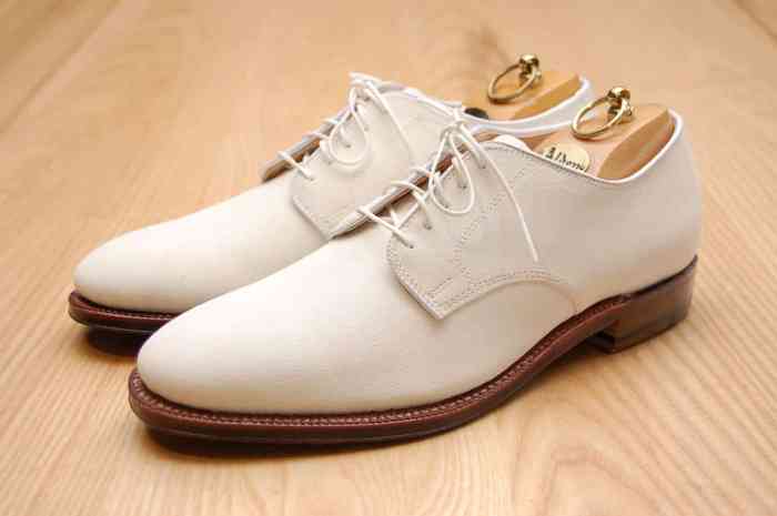 Vintage mens white dress shoes